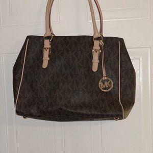 Michael Kors Leather Monogram Purse